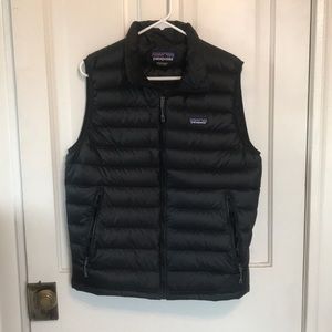 NWOT Patagonia Down Vest